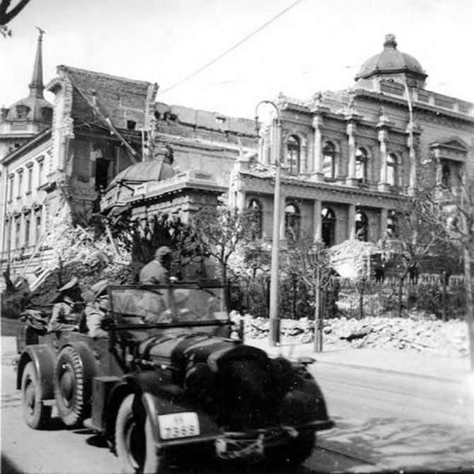 Trupe Vermahta u današnjoj Ulici kralja Milana nakon Aprilskog rata i bombardovanja Beograda. Foto: Wikimedia/Public domain