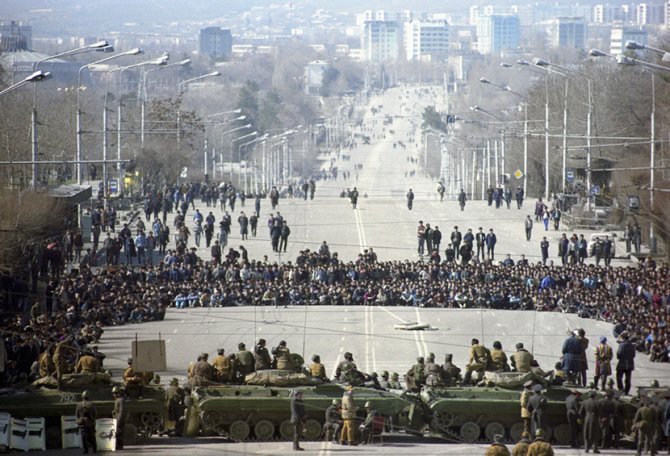 Sovjetska vojska na ulicama tokom raspada SSSR-a. Foto: Wikimedia/Vladimir Fedorenko / Владимир Федоренко