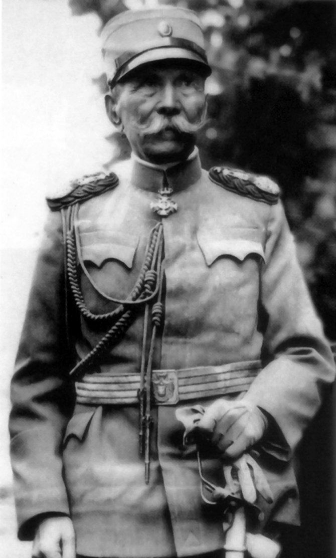 Vojvoda Petar Bojović u svojoj svečanoj vojvodskoj uniformi 1930. godine. Foto: Wikimedia Commons/Бабац, Душан (2013). Војне Ознаке у Србији 1845–1945