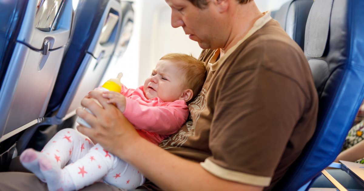 Hajde Iskreno Niko Ne Voli Da Sedi Pored Majke S Bebom U Avionu