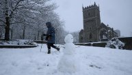 U Britaniji 5 centimetara snega napravilo haos: Prava zima će tek da stigne, hladni talas doći će i do Srbije