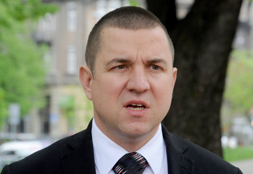 VOZILA KOCNICE OKANOVIC VOZILA KOCNICE OKANOVIC