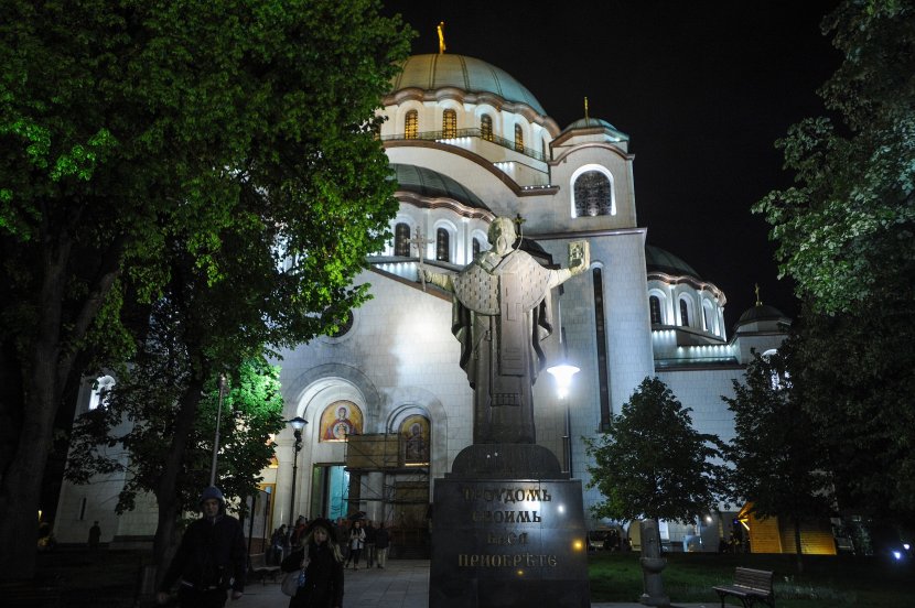 Ponoćne liturgijame u pravoslavnim hramovima Ponoćne liturgijame u pravoslavnim hramovima