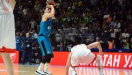 Oteo je Srbiji zlato na Evrobasketu, utišao Pionir trojkom preko Dobrića i sada za njim ludi čitava Amerika: Pre četiri godine se rodila magija (VIDEO)