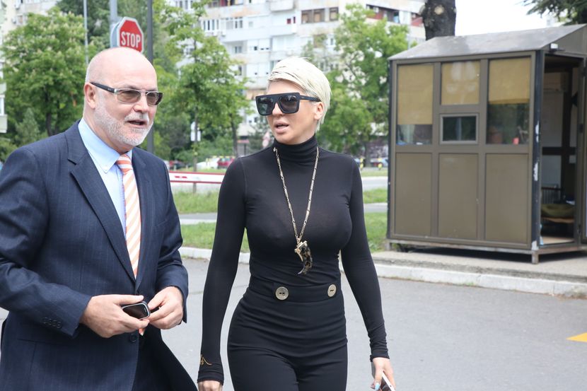 Jelena Karleuša JK suđenje VS Ceca Jelena Karleuša JK suđenje VS Ceca