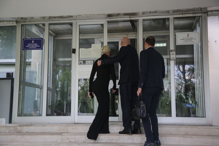 Jelena Karleuša JK suđenje VS Ceca Jelena Karleuša JK suđenje VS Ceca