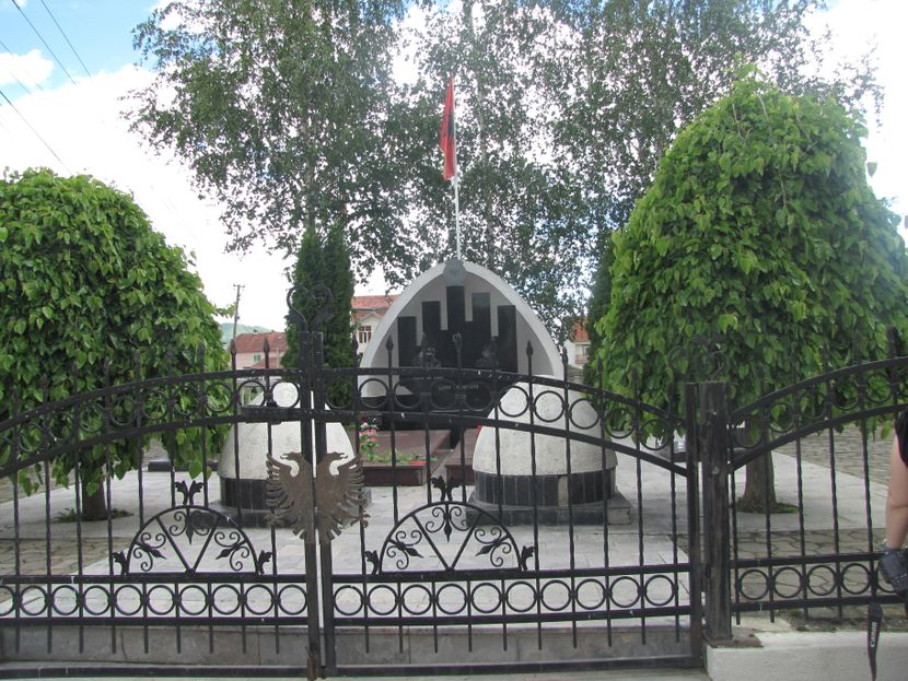 Veliki Trnovac, Dani Kapetana lešija, malo drugačija priča Veliki Trnovac, Dani Kapetana lešija, malo drugačija priča