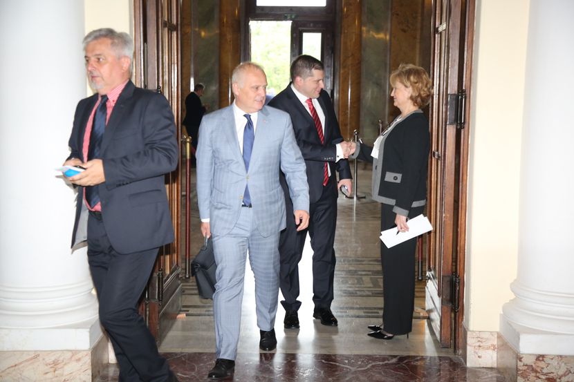 Zasedanje skupštine o Kosovu, skupština Srbije, Kosovo Zasedanje skupštine o Kosovu, skupština Srbije, Kosovo