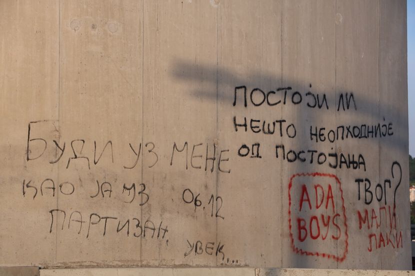 Grafiti most na adi Grafiti most na adi