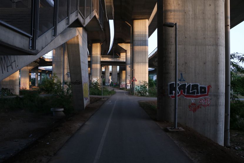 Most na adi i Petlja radnička Most na adi i Petlja radnička