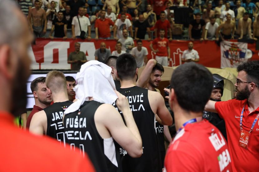 KK Crvena zvezda - KK Partizan KK Crvena zvezda - KK Partizan