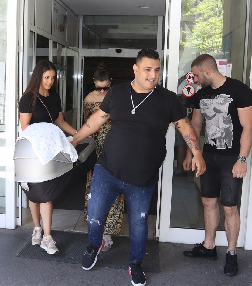 Darko Lazić, porodilište Darko Lazić, porodilište