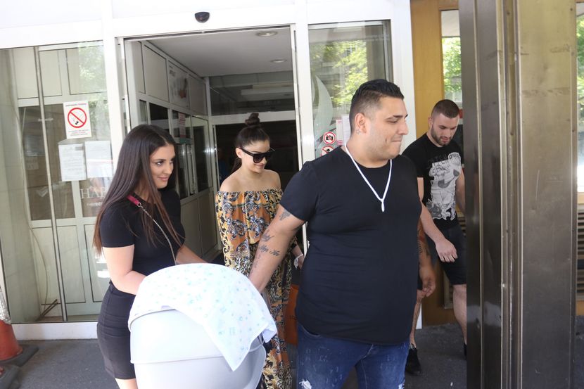 Darko Lazić, porodilište Darko Lazić, porodilište