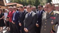 Vulin na sahrani Momira Bulatovića: Venci Vučića i Vlade Srbije jedini na odru prvog predsednika CG