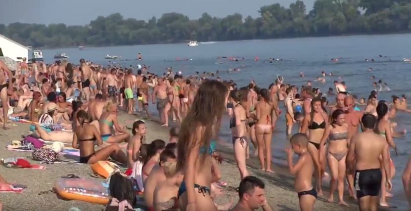 Sremska Mitrovica gradska plaža Sremska Mitrovica gradska plaža