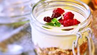 Musli, voće i jogurt: Ledena poslastica koje je nešto najzdravije što možete da pojedete