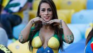 Brazilska navijačica pokazala gole grudi tokom finala Kopa Amerika (FOTO)