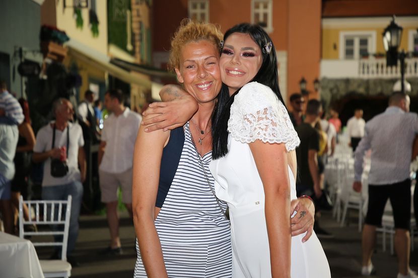 Mina Vrbaski Mina Vrbaski