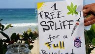 Neobična akcija na Jamajci: Svi koji iz okeana donesu kantu punu smeća dobiće besplatan džoint