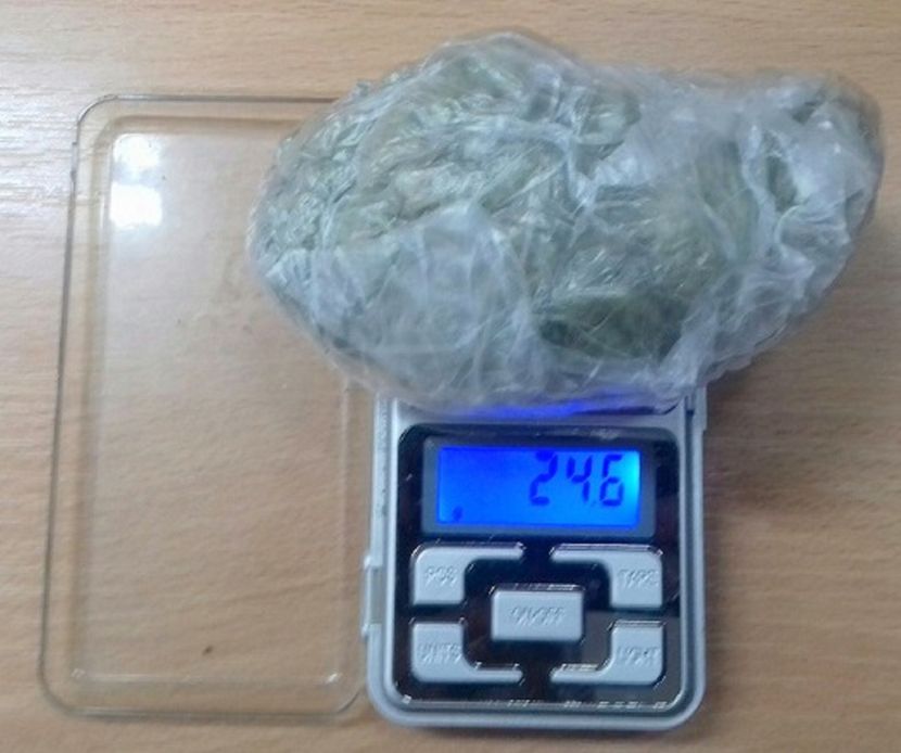 Paketici droge u donjem vesu i carapama 08 07 2019 Paketici droge u donjem vesu i carapama 08 07 2019