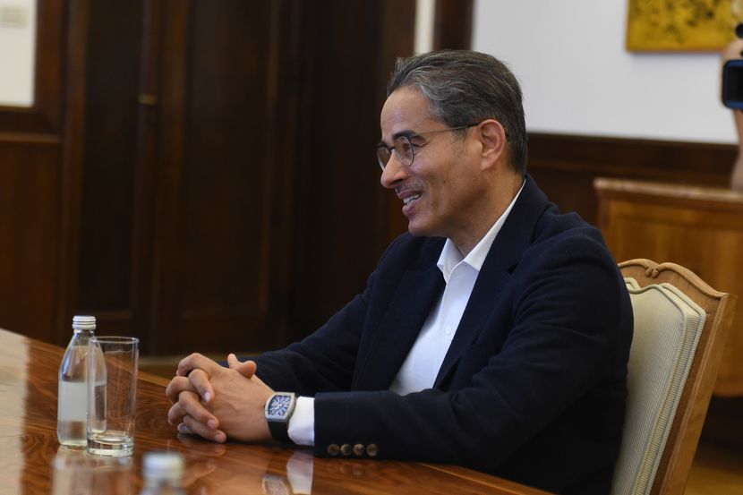 Aleksandar Vucic, Muhamed Alabar Aleksandar Vucic, Muhamed Alabar