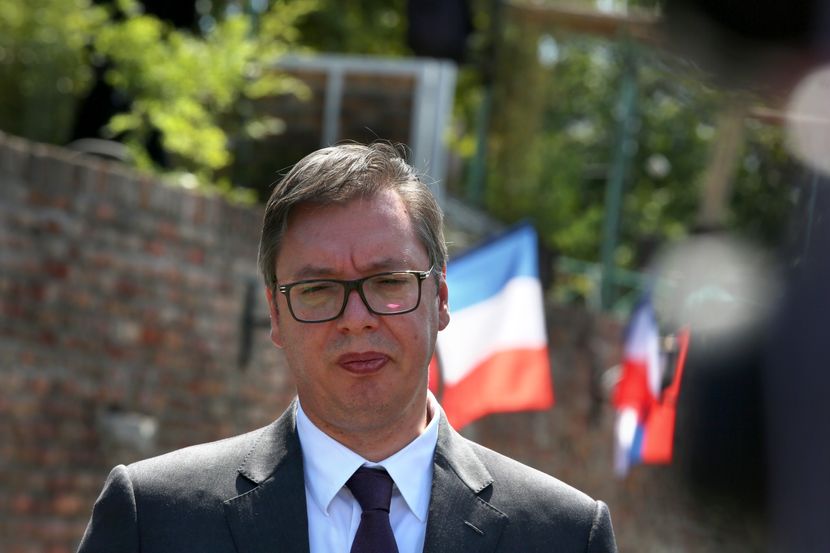 Izjava Vučića posle sastanka sa Makronom i studentima Izjava Vučića posle sastanka sa Makronom i studentima