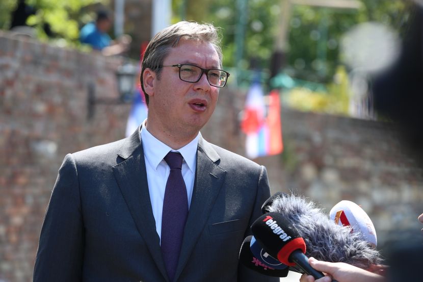 Izjava Vučića posle sastanka sa Makronom i studentima Izjava Vučića posle sastanka sa Makronom i studentima