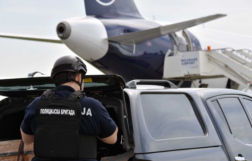 Kontradiverzona ekipa, policija Kontradiverzona ekipa, policija