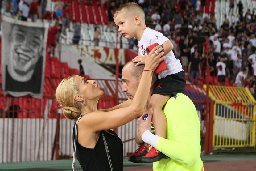 RED STAR RED STAR
