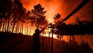 Na desetine povređenih, evakuacija, uništene kuće... Požari u Portugaliji se ne smiruju ni danas