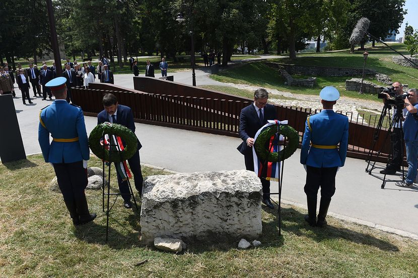Aleksandar Vucic, Jankos Ader Aleksandar Vucic, Jankos Ader