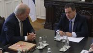 Unaprediti politički dijalog dve zemlje: Odlazeći holandski ambasador kod Dačića u poseti (FOTO)