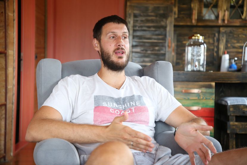 Kosta Perović