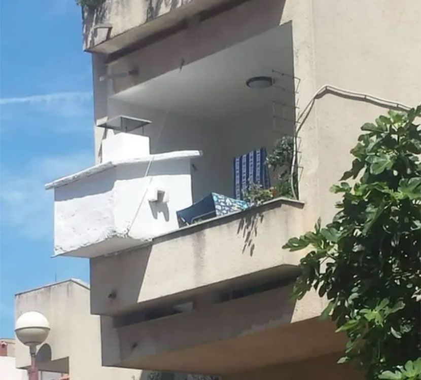 Fotografje odvratnih građevina na Jadranu Fotografje odvratnih građevina na Jadranu