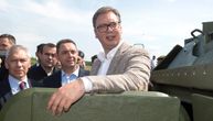 Uskoro još naoružanja i veće plate za Vojsku Srbije: Vučić na predstavljanju transportera iz Rusije