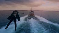 Engleski marinci u odelu "Ironman-a" upadaju na brodove: Ovako izgleda filmska akcija na burnom moru