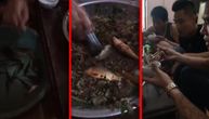 Omiljeno jelo Vijetnamaca zgrozilo svet, u supi im plivaju žive ribice (VIDEO)