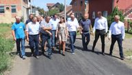 Vučević obišao radove na asfaltiranju ulica u Vidovdanskom naselju: Najavio nove projekte (FOTO)