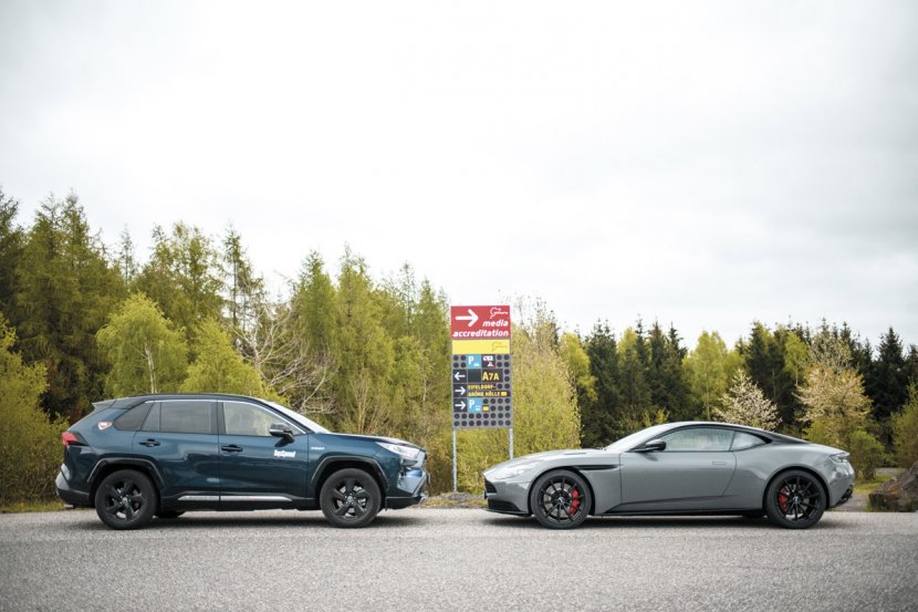 Toyota RAV4 2.5 Hybrid Toyota RAV4 2.5 Hybrid
