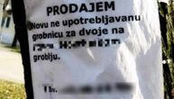 "Prodajem novu, neupotrebljavanu grobnicu za dvoje na groblju": Neverovatan oglas iz Leskovca (FOTO)