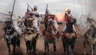 Igra baruta: Fantazija arapskih konja i berberskih jahača ujedinila Maroko (FOTO)