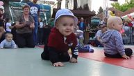 Održana najlepša trka u Srbiji: Bebe stale na crtu, ali jedan dečak je zastao i oduševio sve (VIDEO)