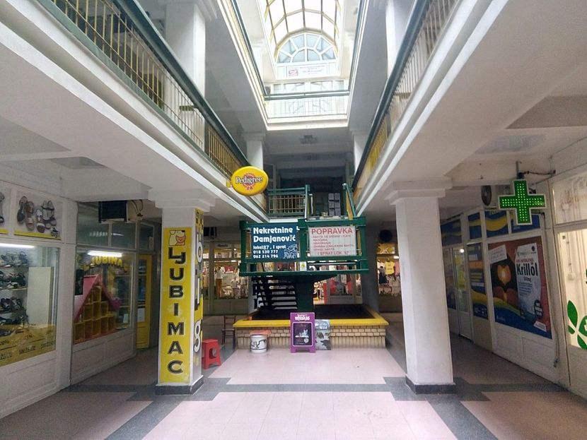 Trzni centar Nis, evakuacija Trzni centar Nis, evakuacija