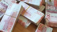 Libanac srpskim carinicima rekao da ima "nešto malo novca", ali u jakni je naređao čak milion!