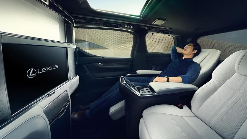 Lexus LM Lexus LM