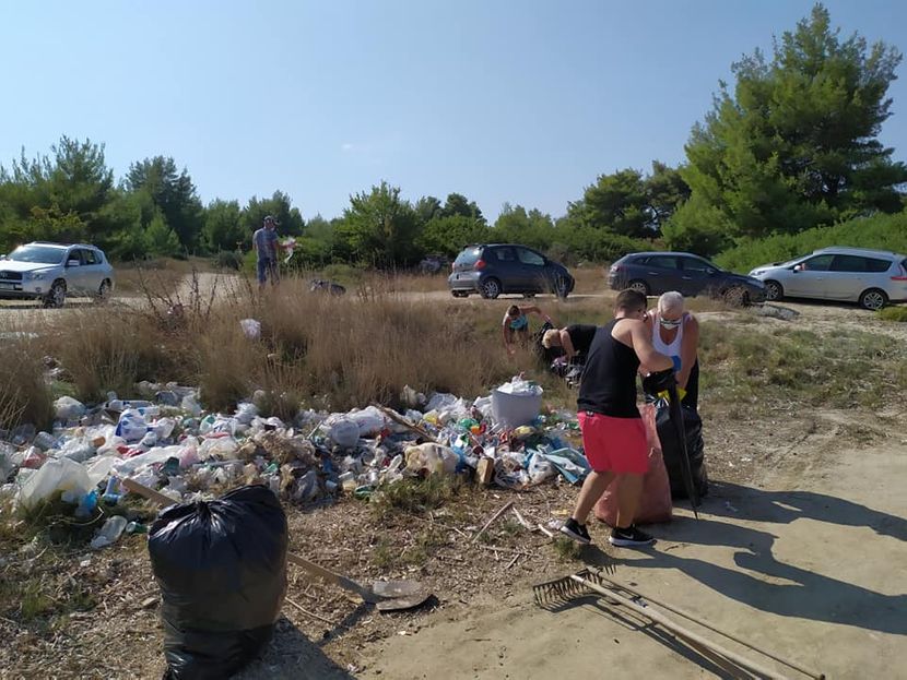 đubre, plaža , halkidiki đubre, plaža , halkidiki
