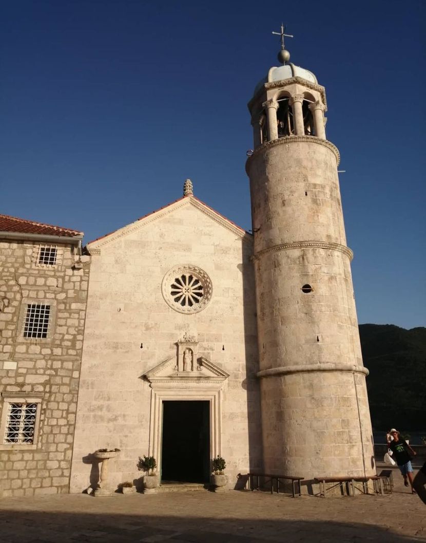 Panorama Perasta i ostrva Sveti Đorđe i Gospa od Škrpjela Panorama Perasta i ostrva Sveti Đorđe i Gospa od Škrpjela