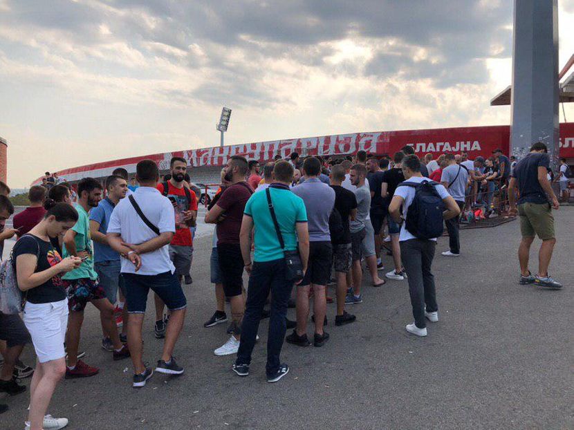 Navijači Zvezde na Stadionu Navijači Zvezde na Stadionu
