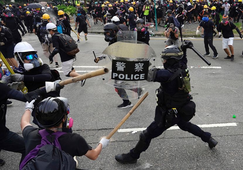 hongkong, protesti, građani, demonstranti, policija, sukob hongkong, protesti, građani, demonstranti, policija, sukob