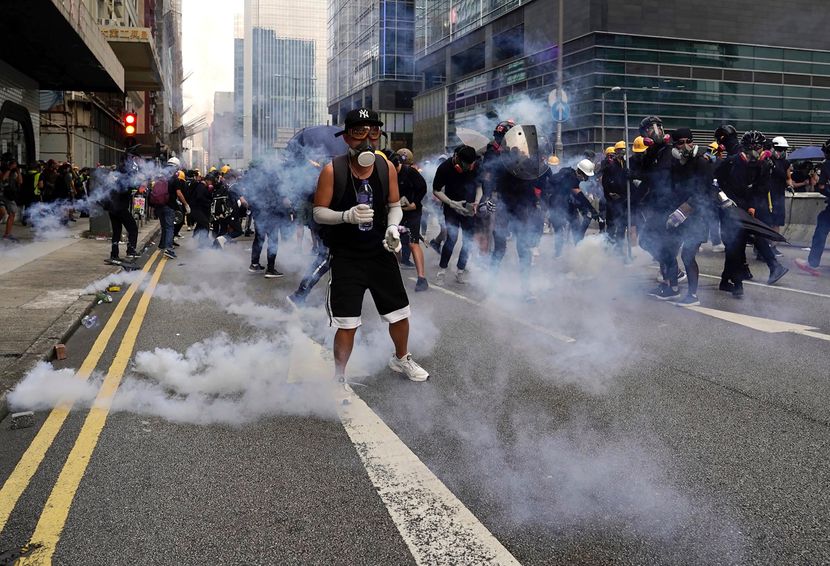 hongkong, protesti, građani, demonstranti, policija, sukob hongkong, protesti, građani, demonstranti, policija, sukob